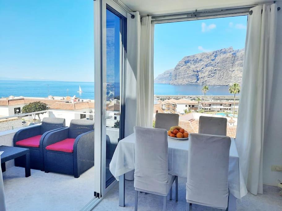 Amazing View Los Gigantes & La Gomera Apartamento Acantilado de los Gigantes Exterior foto