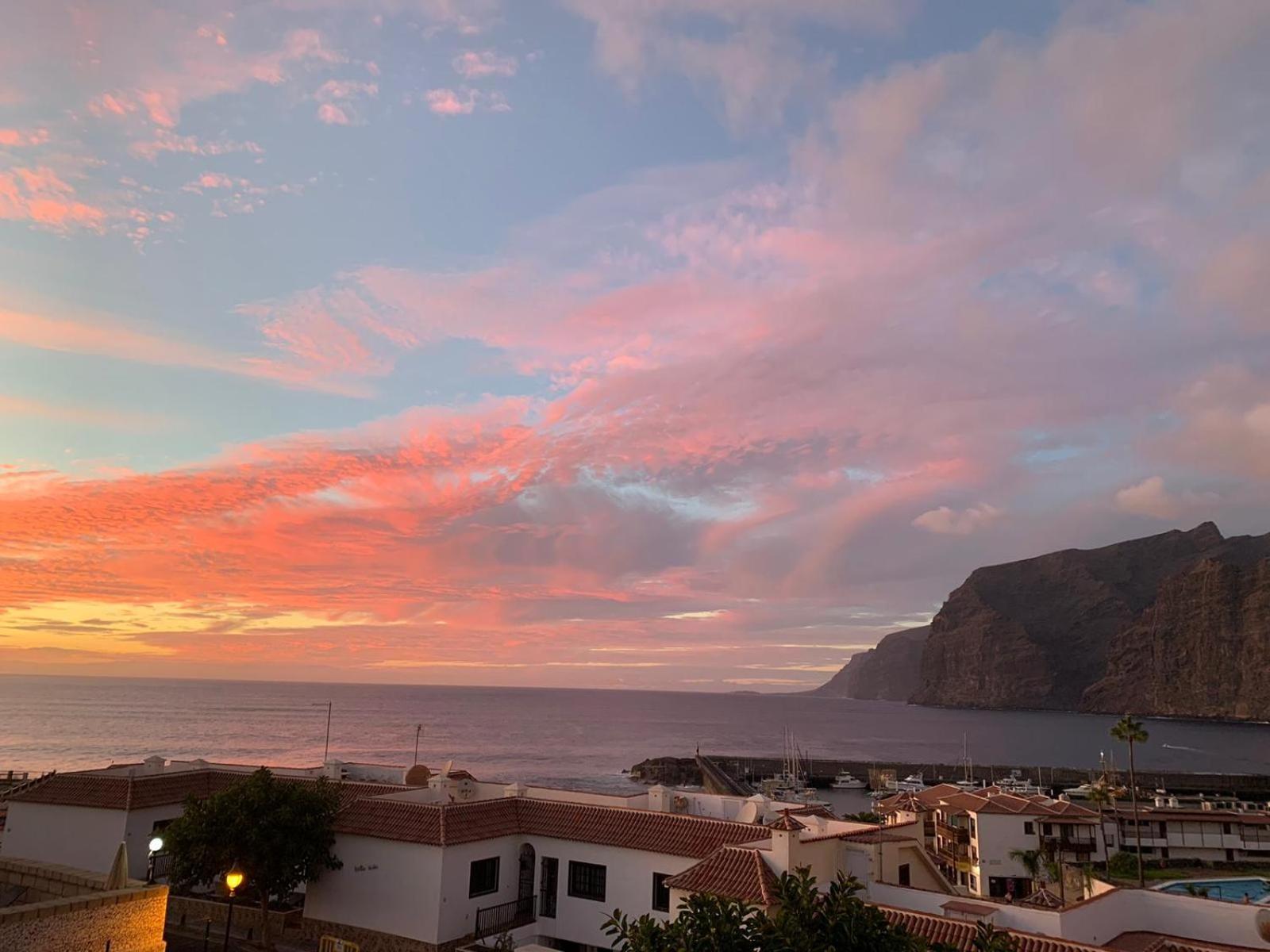 Amazing View Los Gigantes & La Gomera Apartamento Acantilado de los Gigantes Exterior foto